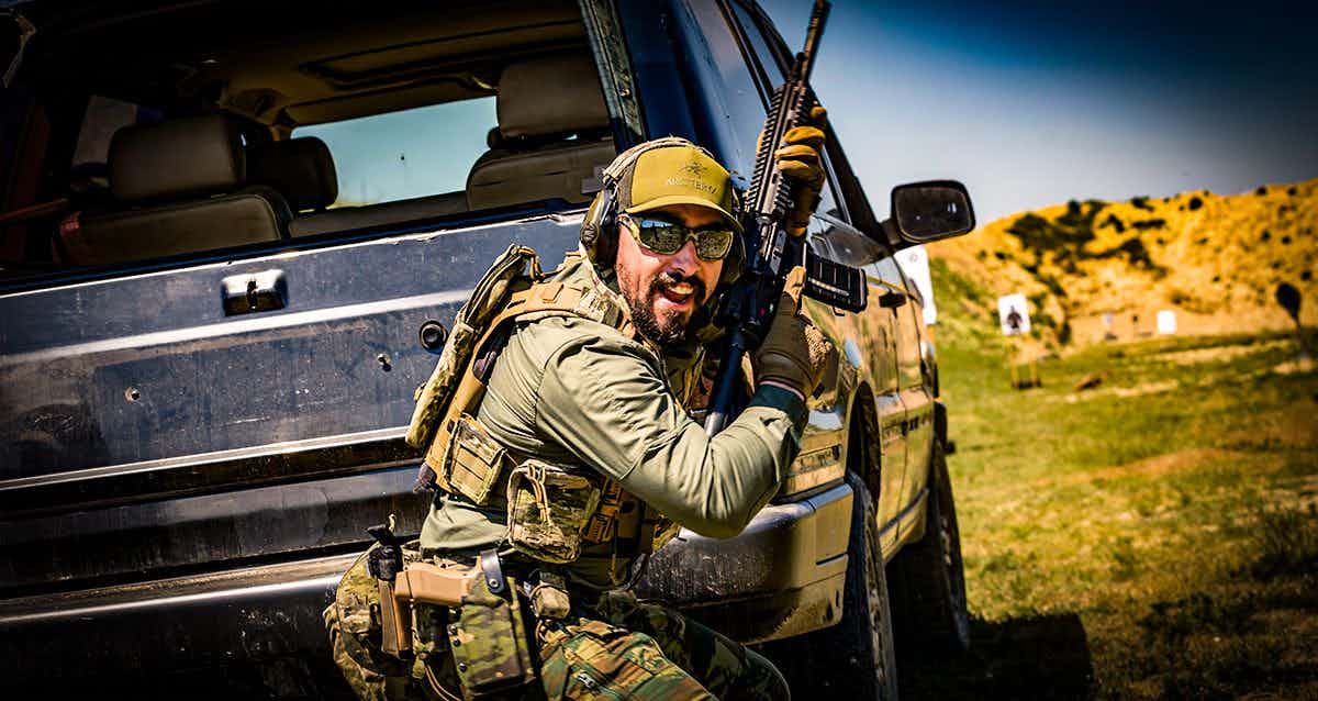 US SOF Rifle / Pistol: Fighting from the Vehicle